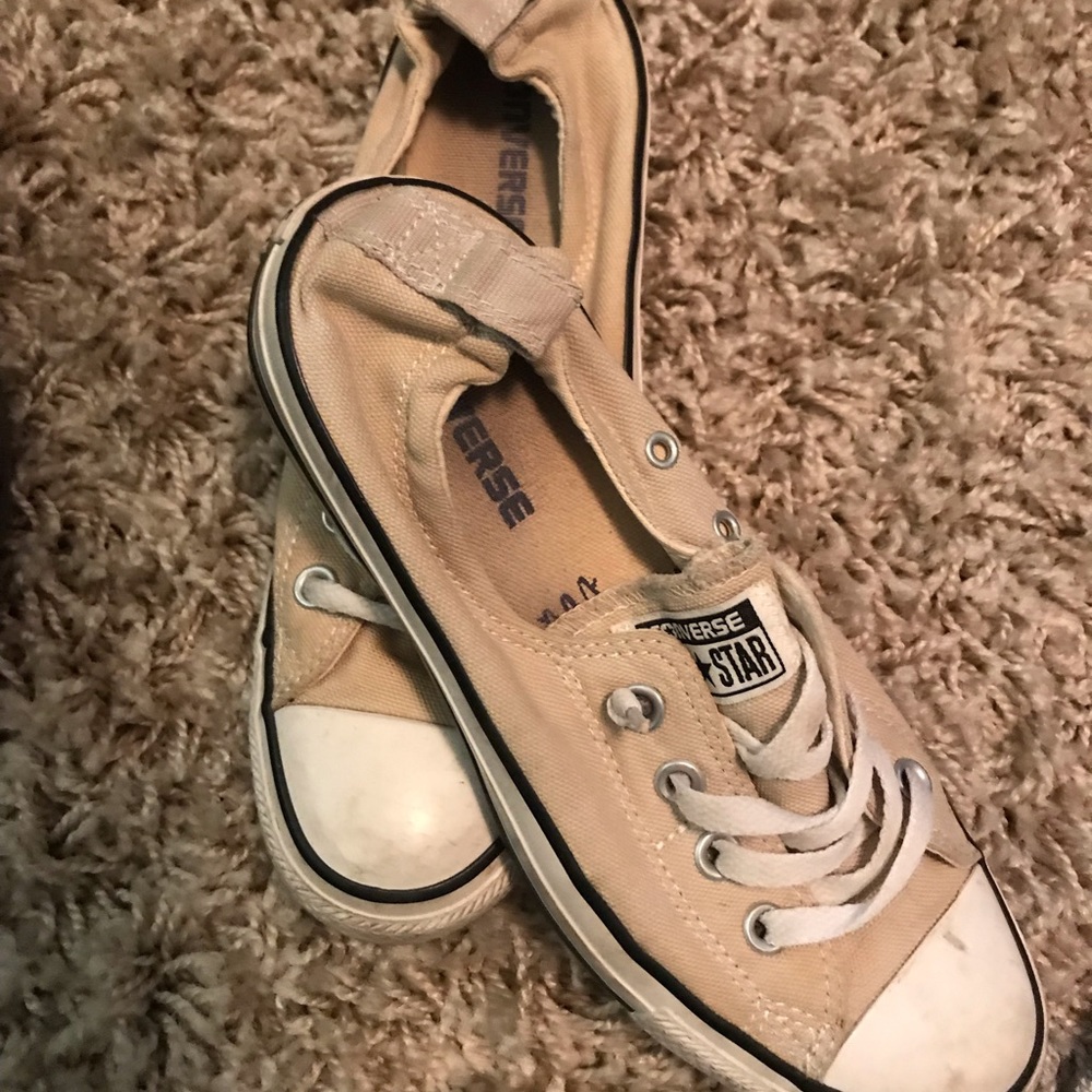 Converse size 8